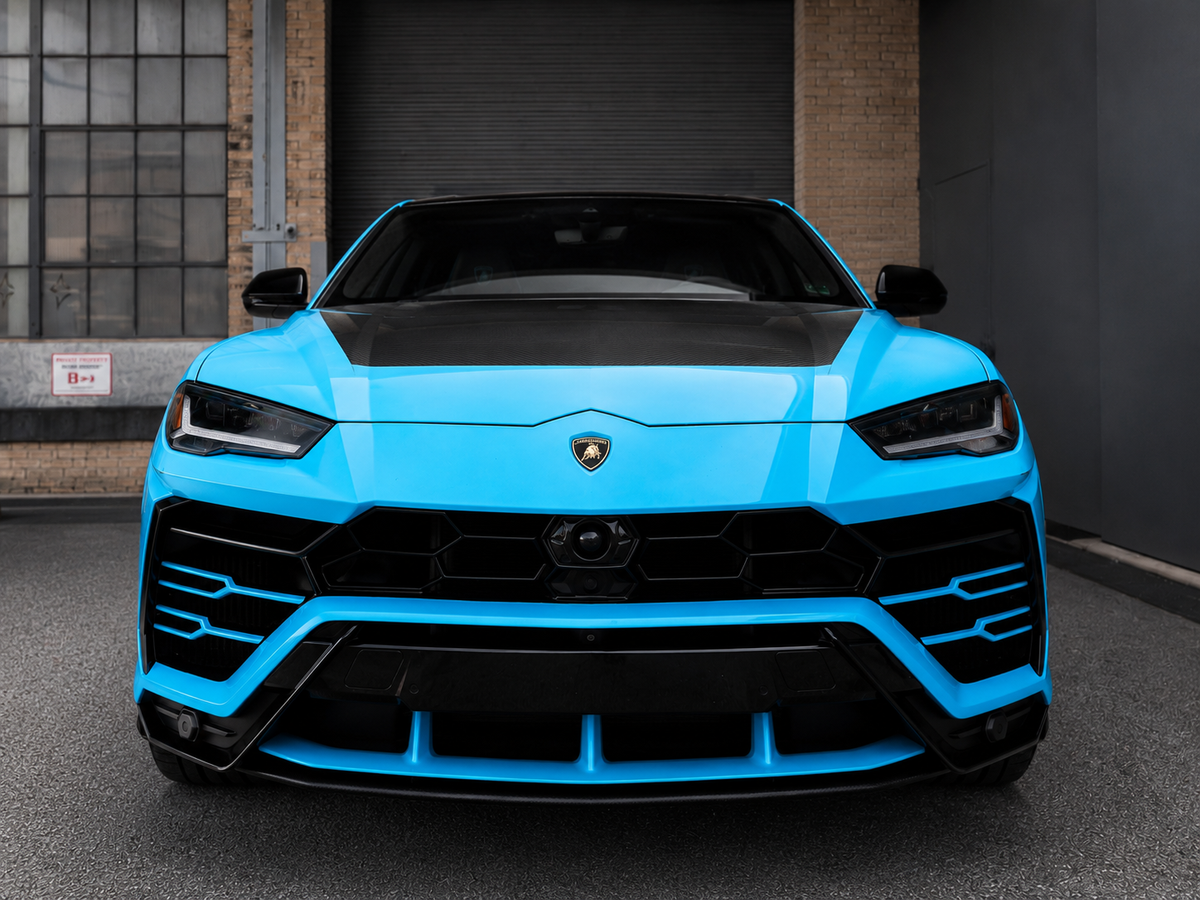 Porsche Macan gallery image 1