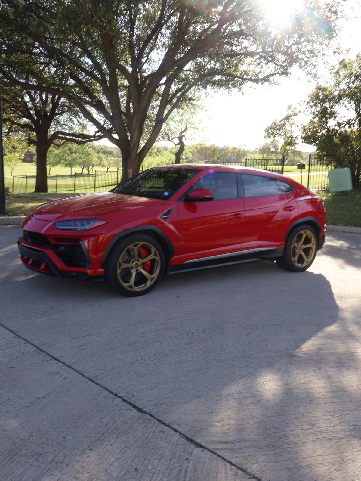 Porsche Macan gallery image 3